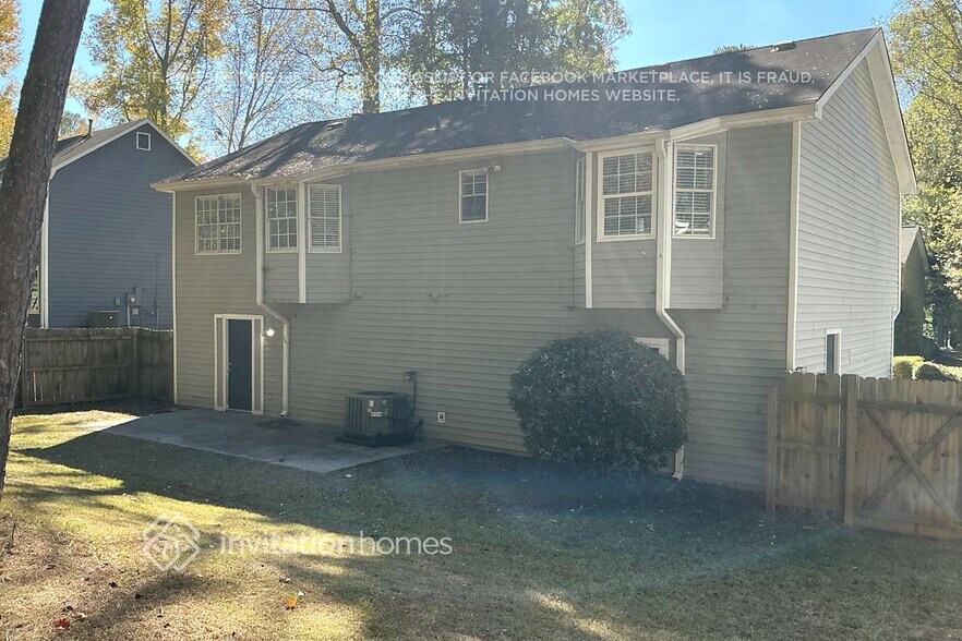 Building Photo - 987 Fox Valley Trail