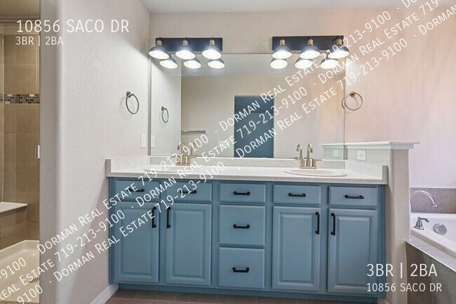 Building Photo - 10856 Saco Dr