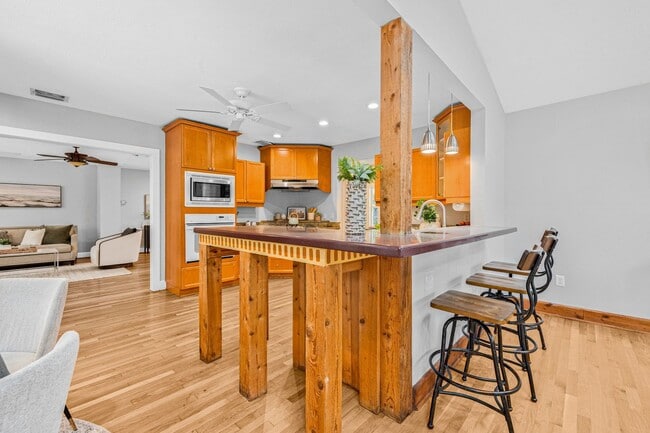 Building Photo - 106 OSE Rentals LLC