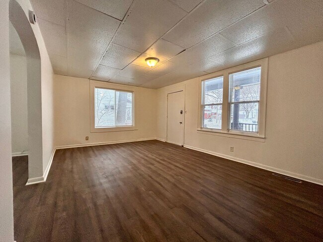 Building Photo - 1471 Hoyt St