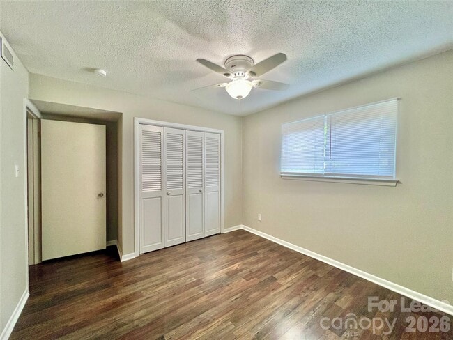 Building Photo - 2901 Heathstead Place