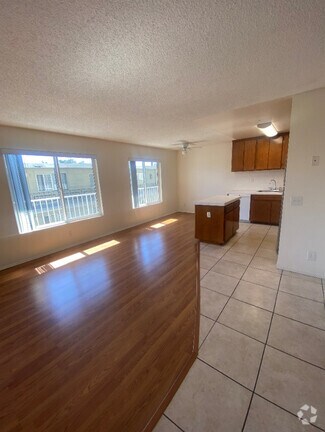 Building Photo - 1066 Coronado Avenue