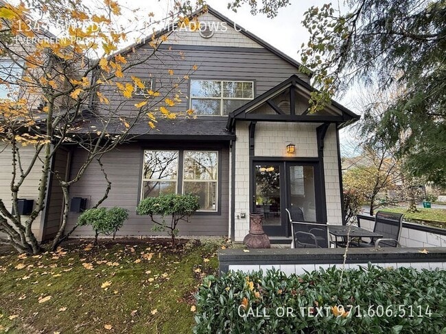 Building Photo - 1347 SW Edgefield Meadows Terrace