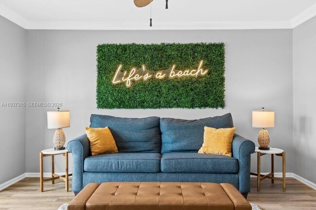 Building Photo - 223 SE 8th St