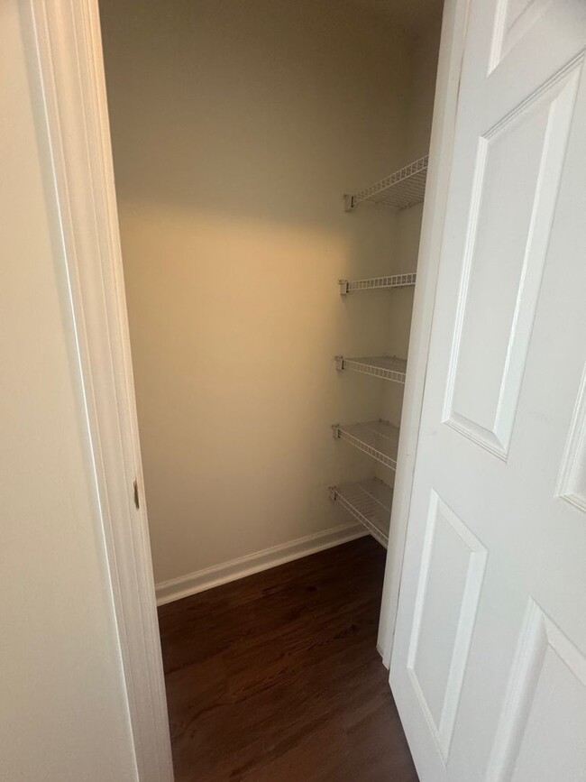 Building Photo - 104 Ansley Ct