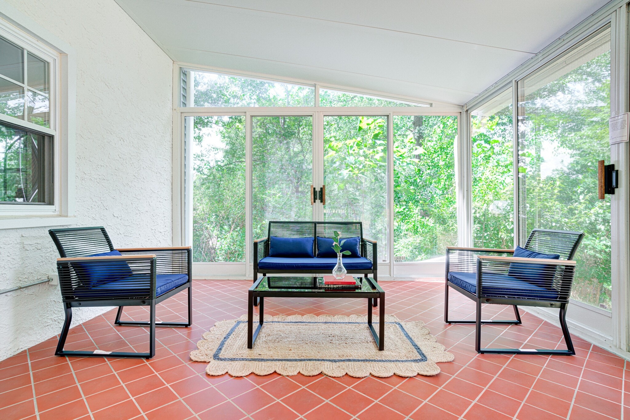 Building Photo - 7 Carol Ln