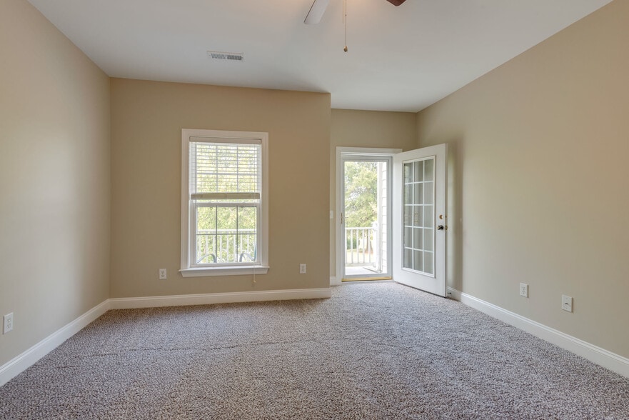 Bedroom Three Upstairs - 618 Springlake Dr