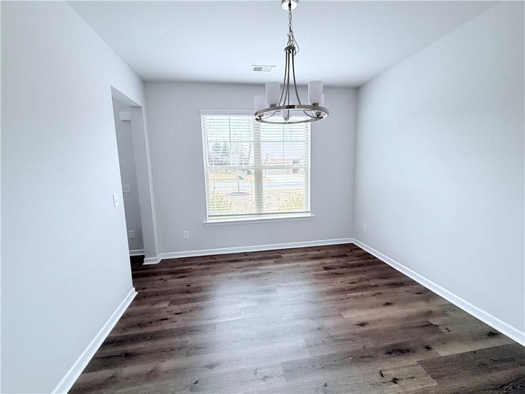 Building Photo - 409 McGinnis Cir