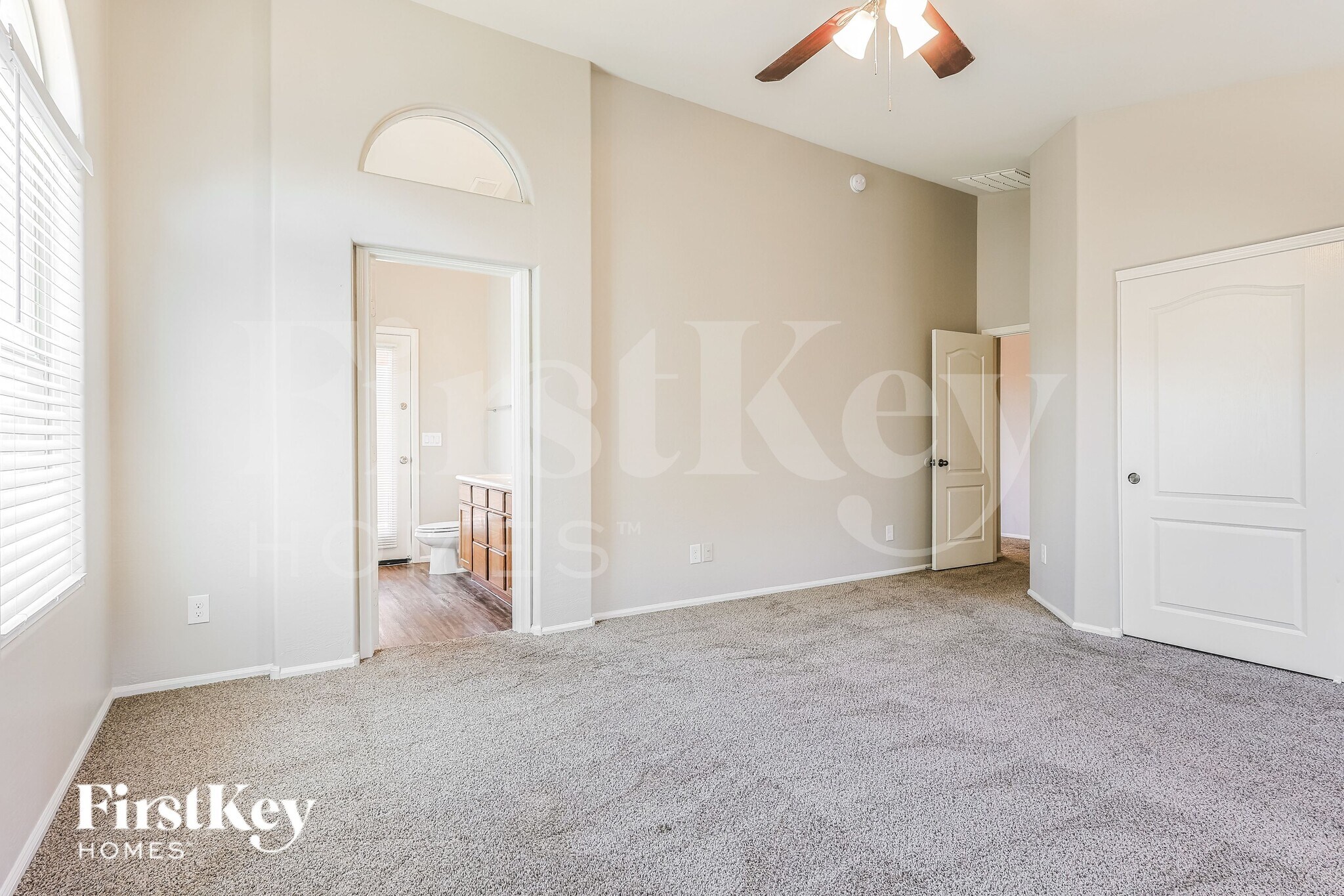 Building Photo - 4225 E Coal St