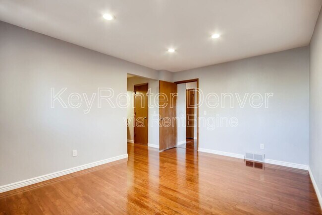 Building Photo - 11527 E Highline Pl