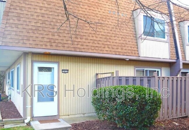 Building Photo - 3828 Miramonte Pl