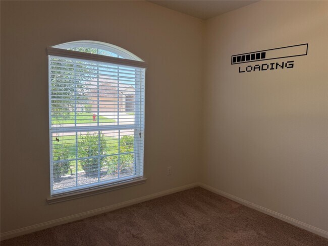 Building Photo - 21102 Echo Manor Dr