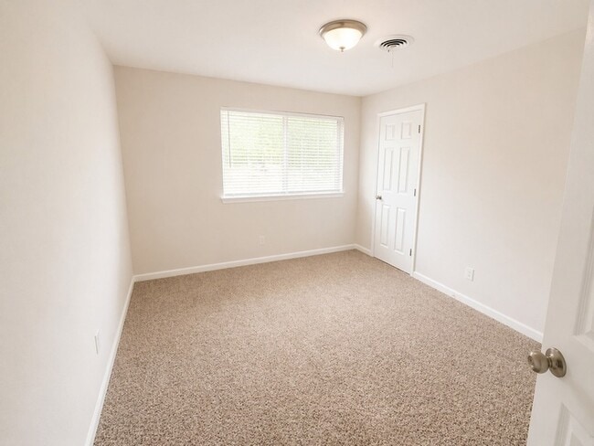 Building Photo - 12318 Braewick Dr