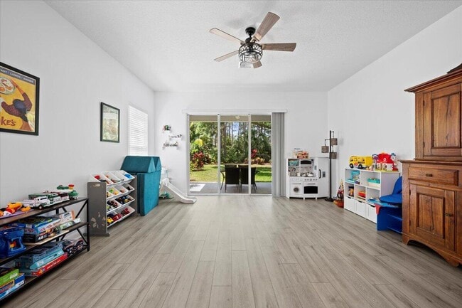 Building Photo - 956 Mill Creek Dr