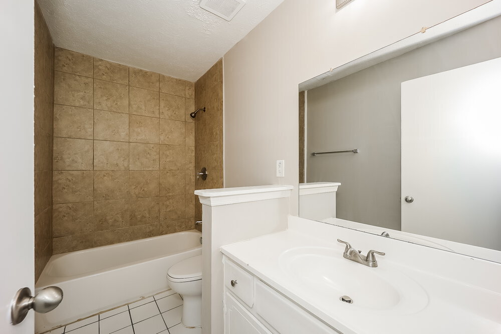 Building Photo - 8866 Wellston Ct