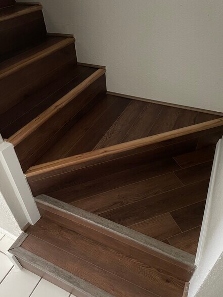 Stairs (new floors) - 8110 Foxfire Ln