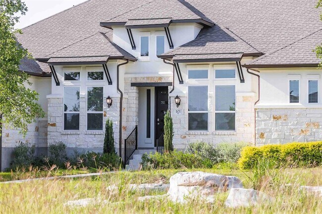 Building Photo - 101 Woodstock Cir