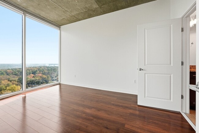 Building Photo - Upgraded 2 Bedroom Condo at REALM Buckhead