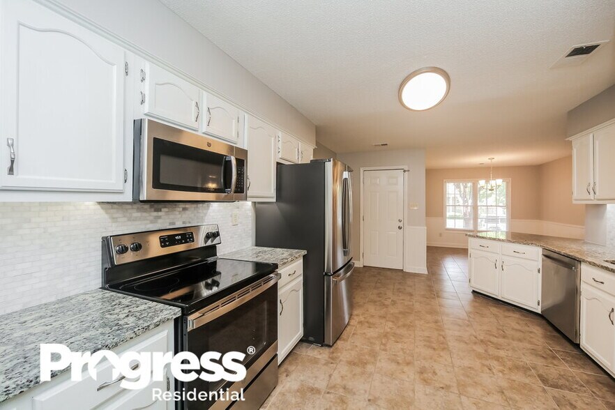 Building Photo - 7640 Dexter Park Dr