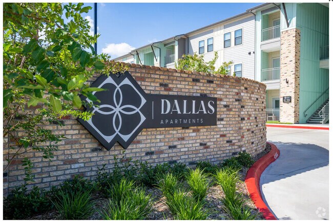 Building Photo - Dallas Apartments