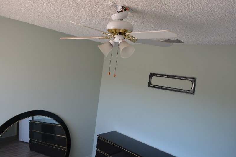 Building Photo - 973 Whitman Dr