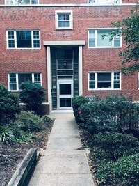 Building Photo - Exceptional Location 1 Bedroom 1 Bathroom Condo Newly remodeled