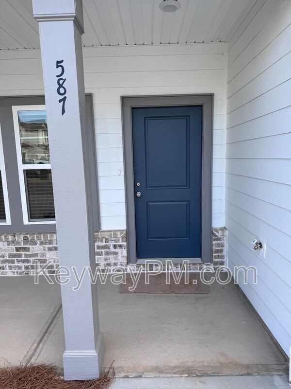 Building Photo - 587 Yuma Ln