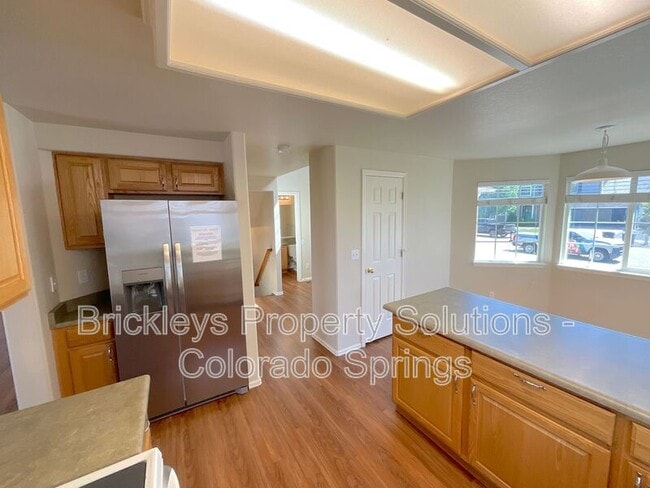 Building Photo - 6112 Chivalry Dr