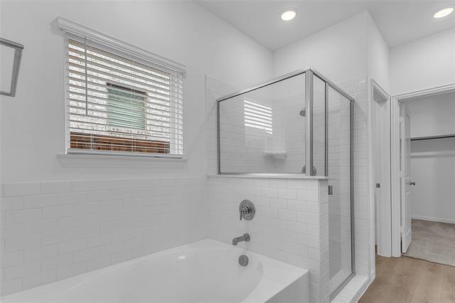 Building Photo - 2136 Sunnymede Dr