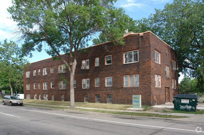 Building Photo - 3553 Clinton Ave S