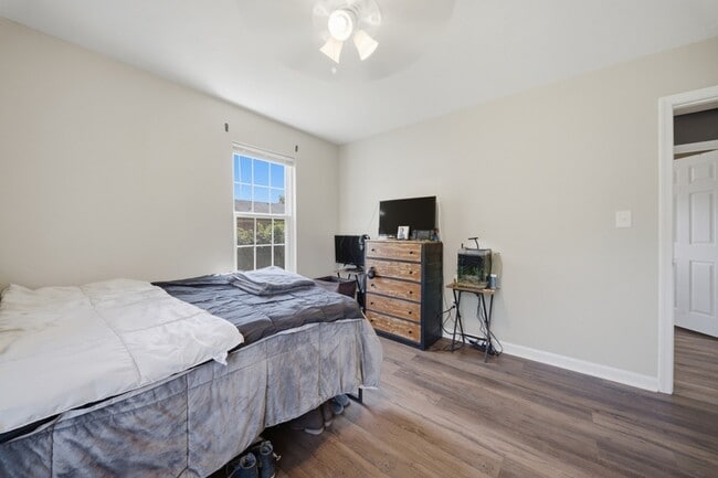 Building Photo - 4553 Shoshone Ct