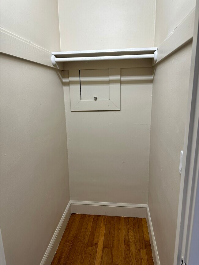 Building Photo - 778 61st St