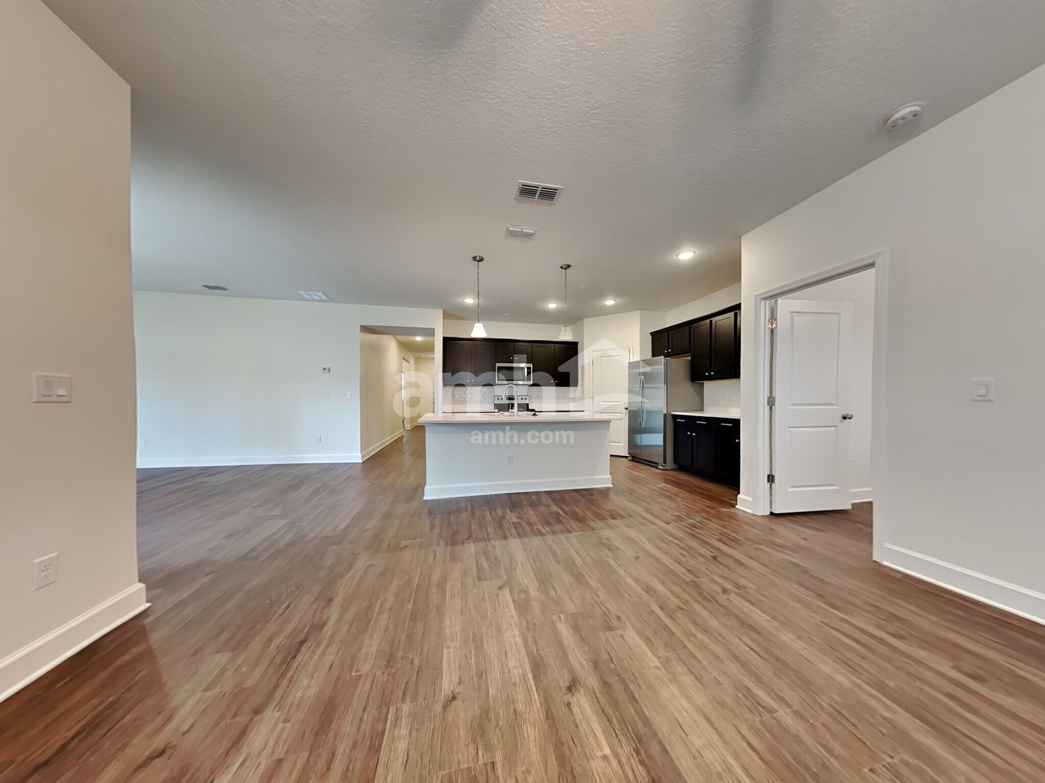 Building Photo - 10717 Coleman Rd