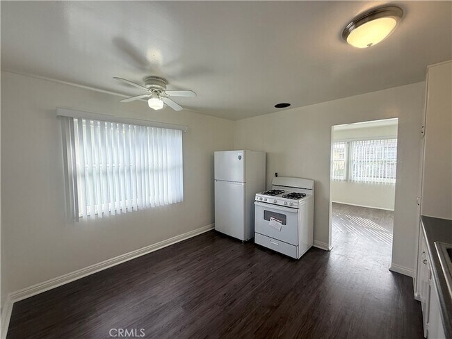 Building Photo - 24638 Eshelman Ave