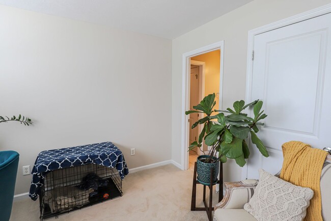 Building Photo - 919 Napiers Post Dr