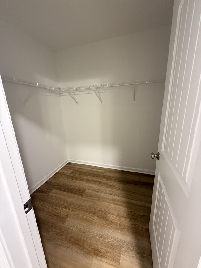 Building Photo - 104 Berkshire Cir