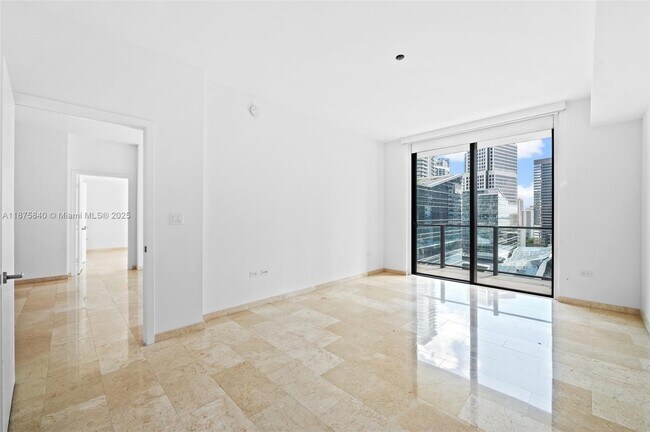 Building Photo - 88 SW 7th St