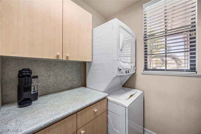 Building Photo - 146 Windward Cay