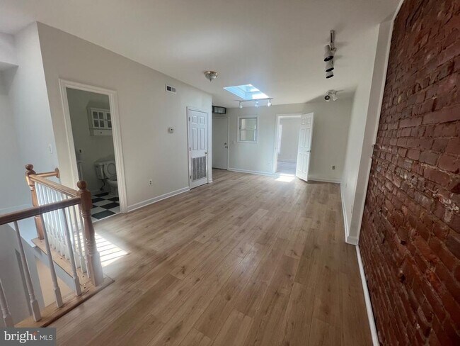 Building Photo - 1324 H St NE