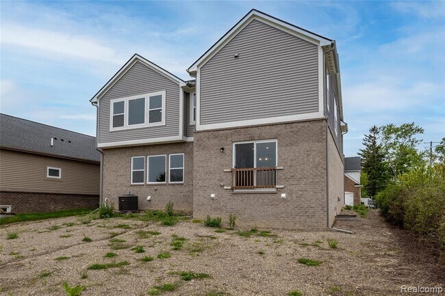 Building Photo - 24180 Liberty Hill Dr