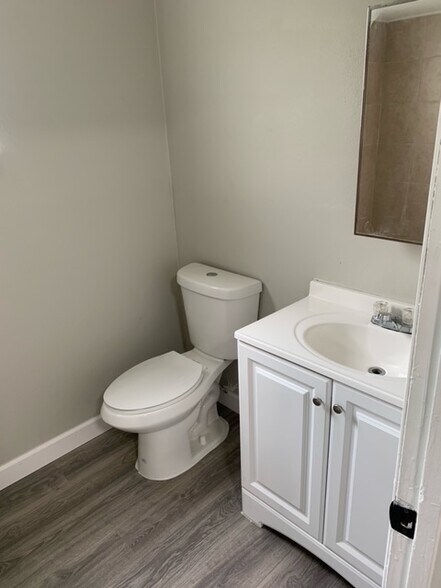 Building Photo - 4154 Lorenzo Ct
