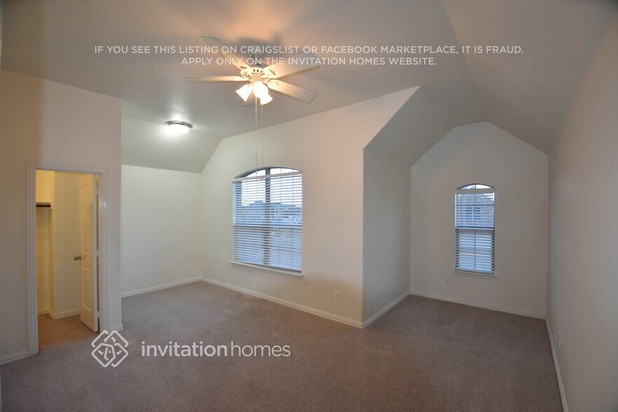 Building Photo - 1600 Quail Grove Dr