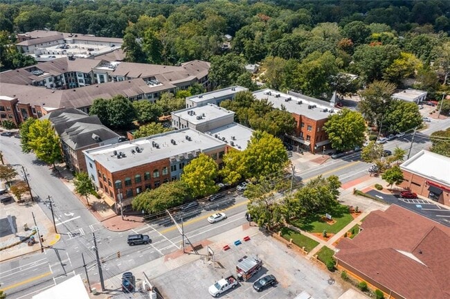 Building Photo - 150 Bixby Terrace SE