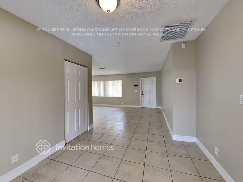 Building Photo - 6864 NW 28th Ave