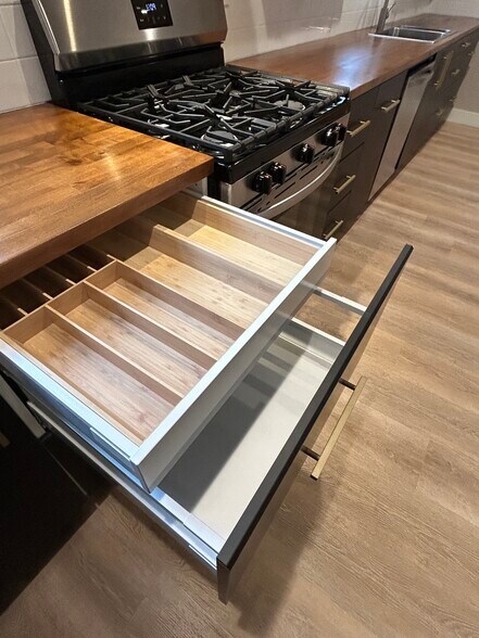 Building Photo - 4629 Mc Neil Ave