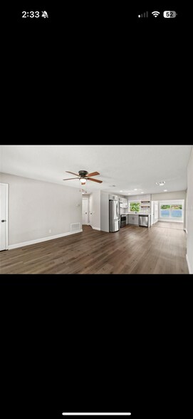 Building Photo - 840 Bethune Dr