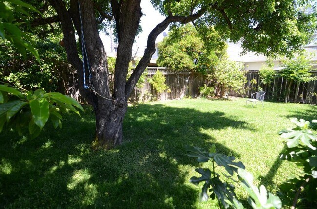 Building Photo - 126 22nd Ave