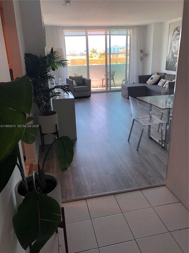 Building Photo - 90 Alton Rd