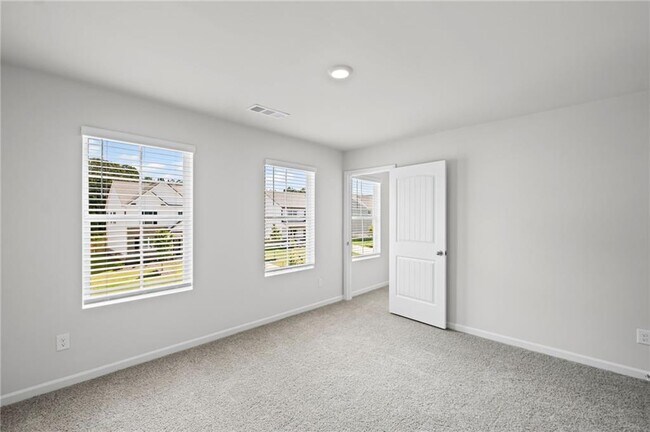 Building Photo - 61 Grv Spgs Ct