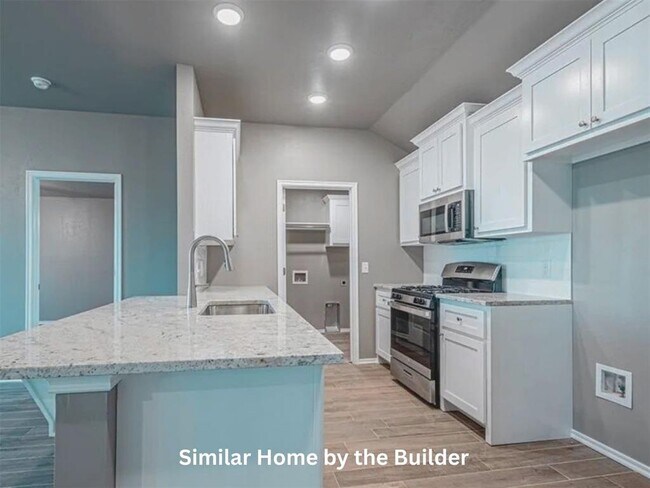 Building Photo - 1630 Highland Loop